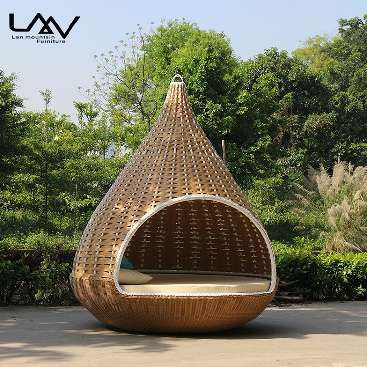 Outdoor Daybed Furniture - Современная садовая мебель: подвесное кресло-гнездо из